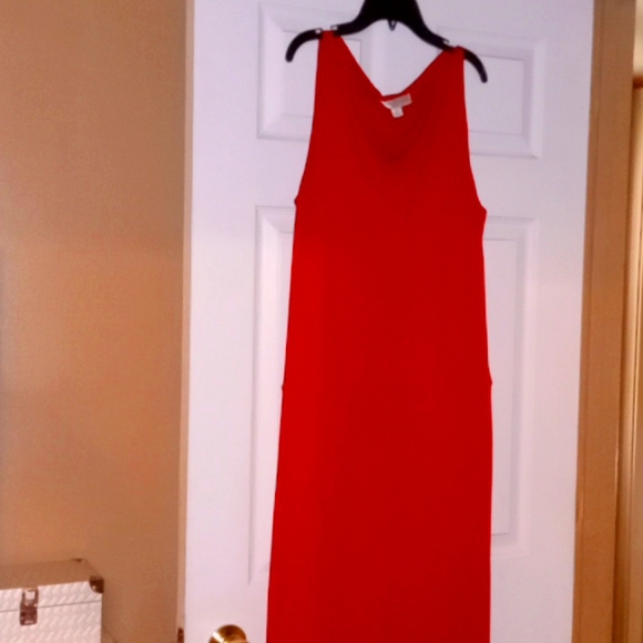 Dress - Picture 1 of 1